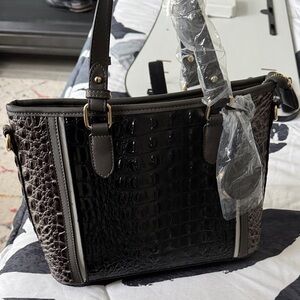 Women's Croc-Embossed Tote Handbag in black